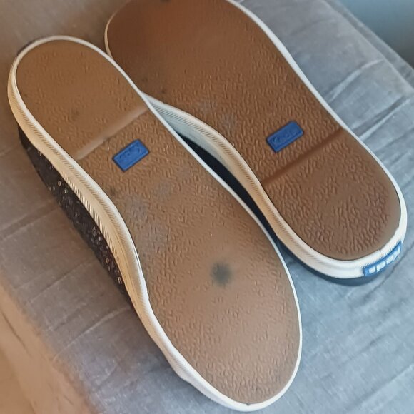 Sequined Tennis Shoes - Picture 8 of 8